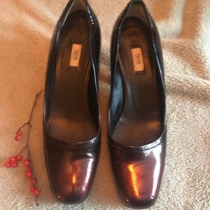 Classic Prada Patent leather pumps.